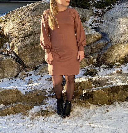 Eva - Sweatshirt and Dress